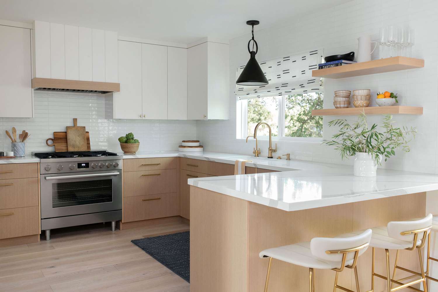 How to Keep Your Kitchen Clean? Simple Tips for a Tidy Space