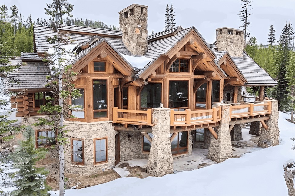 Log Cabin Construction: Blending Tradition with Modern Techniques