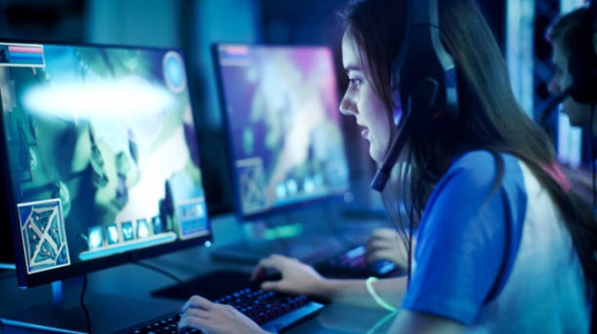 Online Gaming And New Technology Explained in a Simple Tone