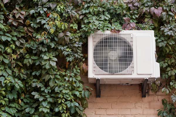 Common Reasons Your Exterior HVAC Fan Fails in Heating Mode
